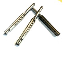 Метчик Tr 18х4 трапецеидальный м/р к-т из 3-х штук левый